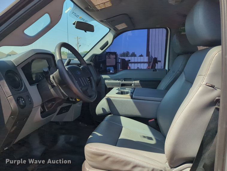 image for item KB9404 2016 Ford F550  truck cab and chassis