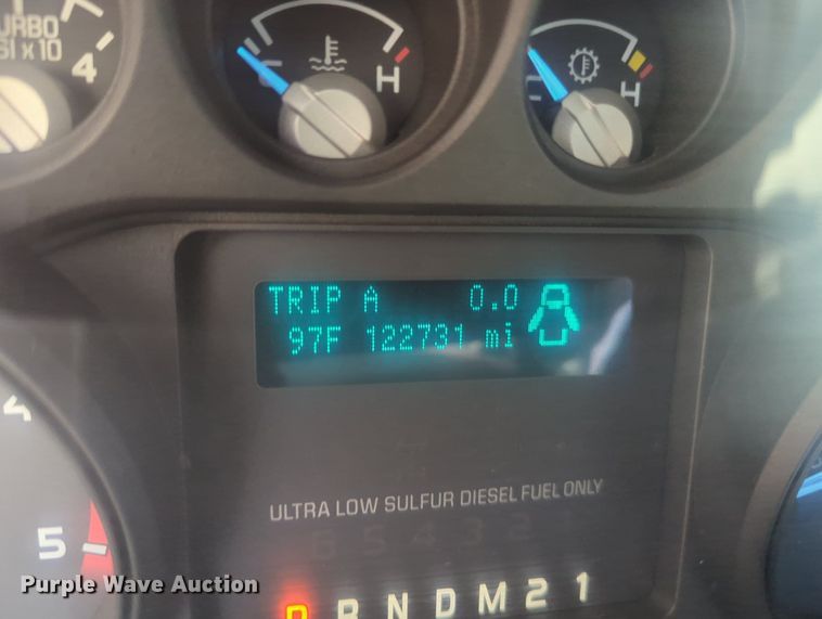 image for item KB9404 2016 Ford F550  truck cab and chassis