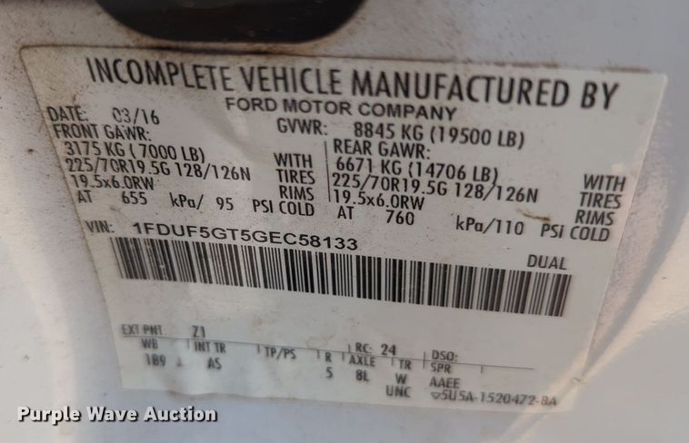 image for item KB9404 2016 Ford F550  truck cab and chassis