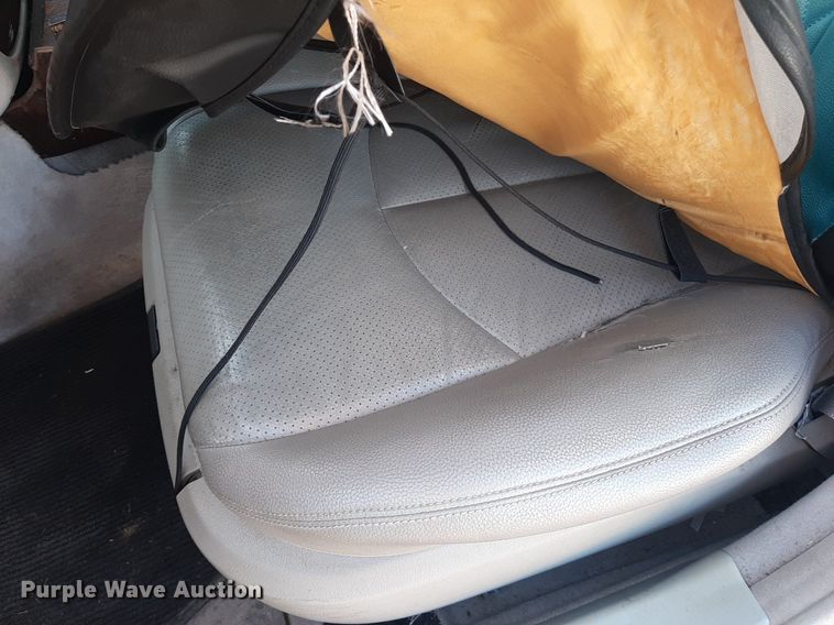 image for item KD9227 2000 Mercedes Benz S500