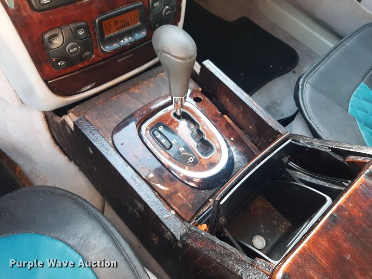 image for item KD9227 2000 Mercedes Benz S500