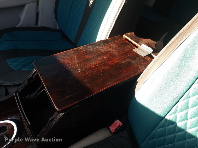 image for item KD9227 2000 Mercedes Benz S500