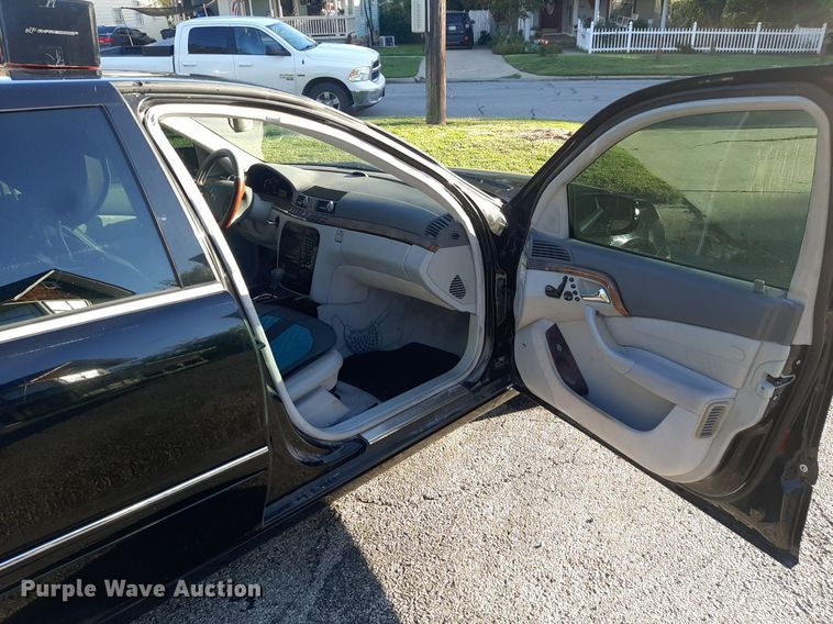 image for item KD9227 2000 Mercedes Benz S500