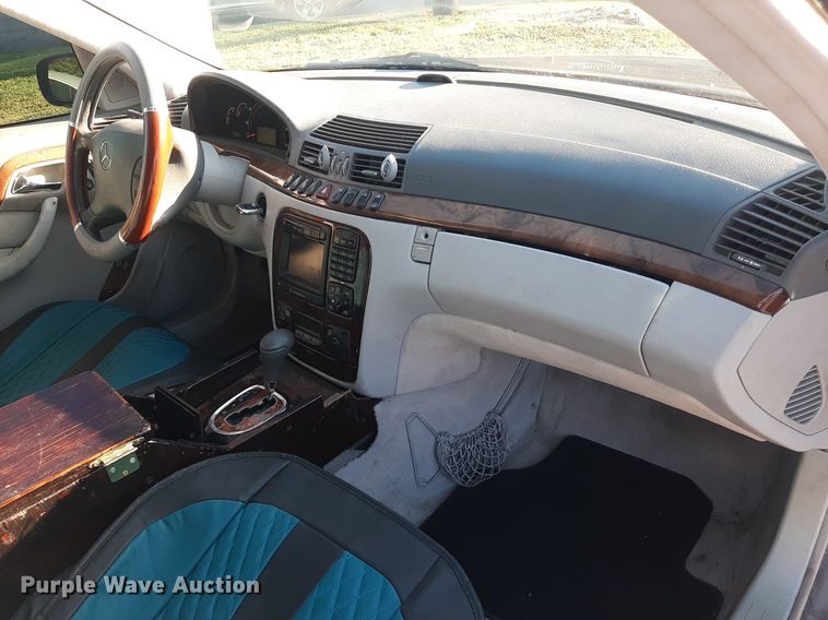 image for item KD9227 2000 Mercedes Benz S500