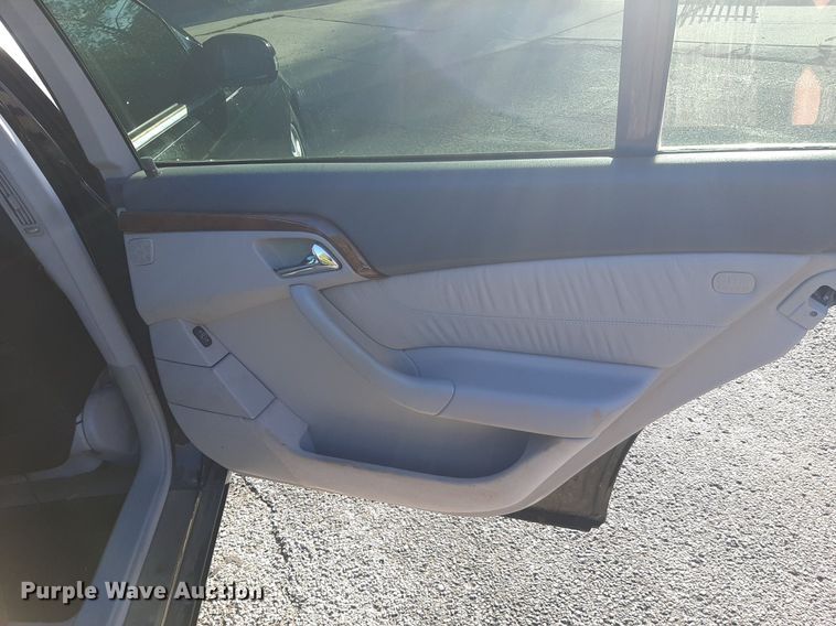 image for item KD9227 2000 Mercedes Benz S500