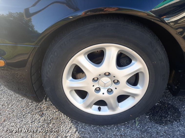 image for item KD9227 2000 Mercedes Benz S500