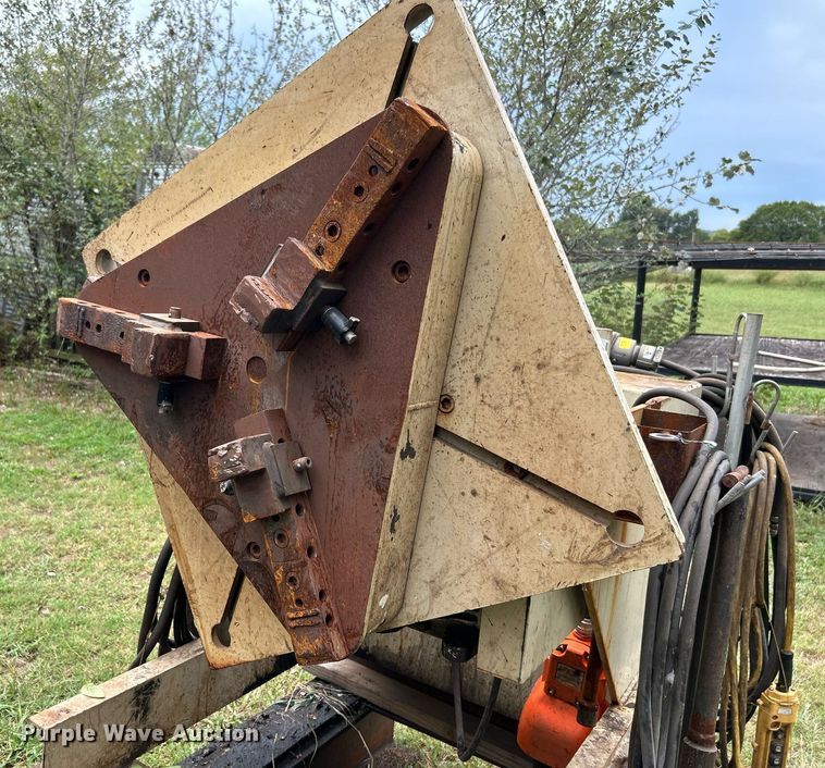 image for item KH9508 (2) welding positioners