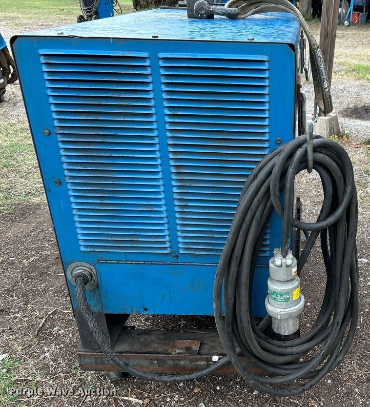 image for item KH9511 (2) Miller welder/generators