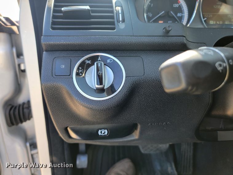 image for item KS9175 2011 Mercedes Benz C300