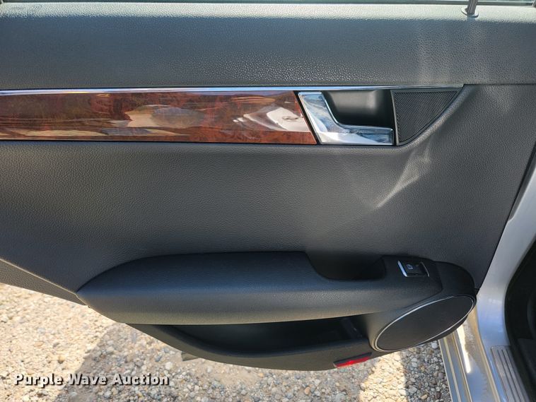 image for item KS9175 2011 Mercedes Benz C300