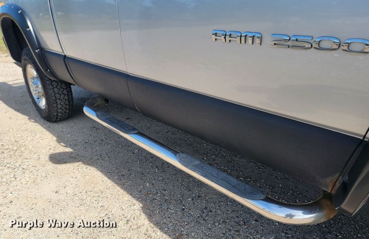 image for item KS9176 2003 Dodge Ram 2500  Quad Cab pickup truck