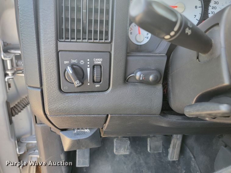 image for item KS9176 2003 Dodge Ram 2500  Quad Cab pickup truck