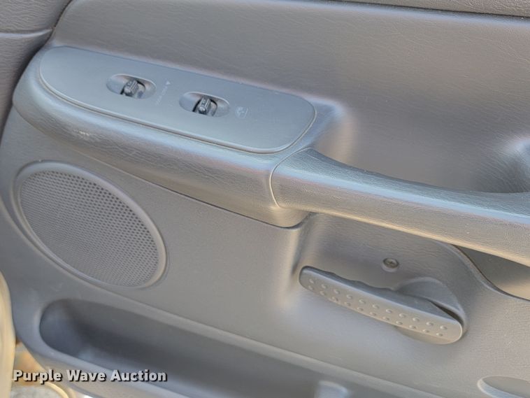 image for item KS9176 2003 Dodge Ram 2500  Quad Cab pickup truck