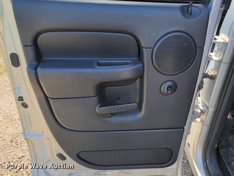 image for item KS9176 2003 Dodge Ram 2500  Quad Cab pickup truck
