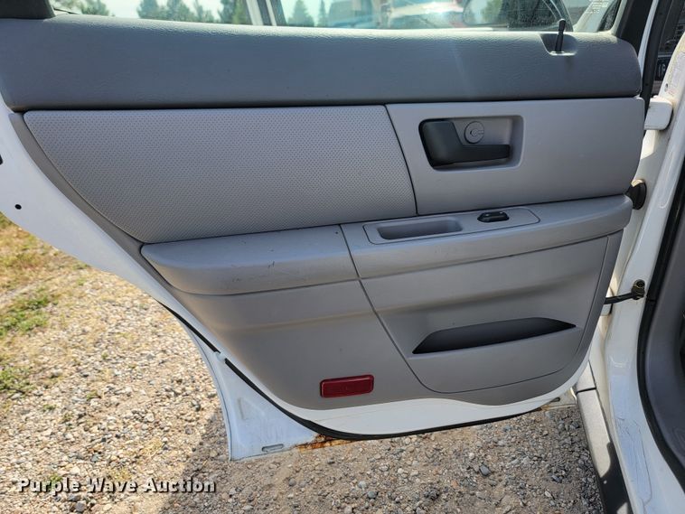 image for item KS9178 2006 Ford Taurus SE