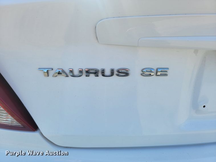 image for item KS9178 2006 Ford Taurus SE