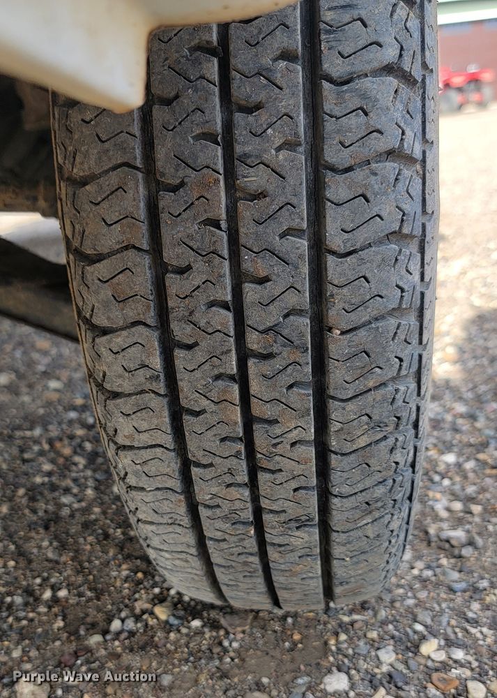 image for item KS9180 1992 Suzuki Encore  mini truck