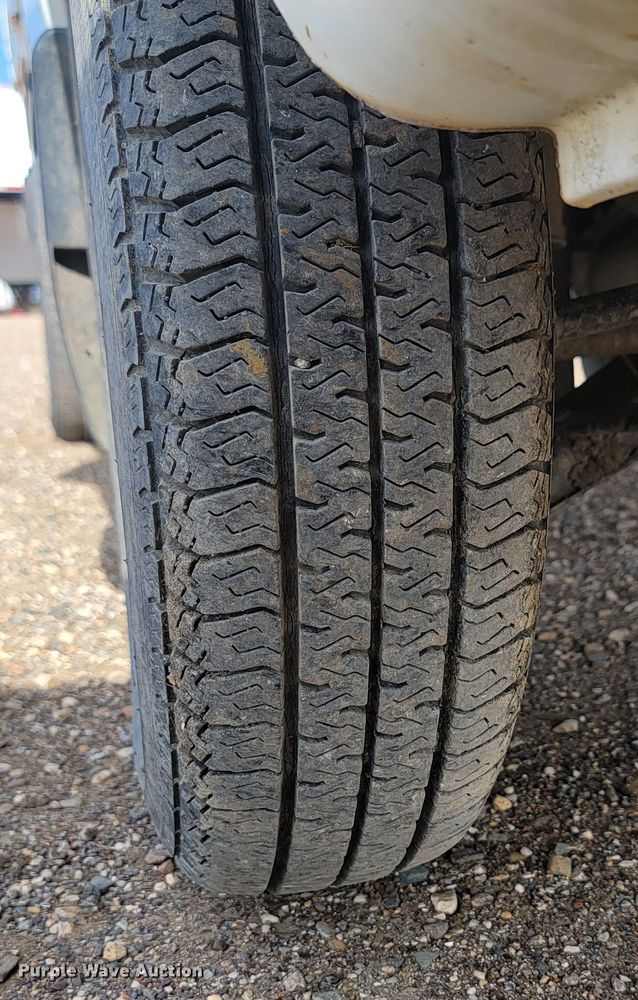 image for item KS9180 1992 Suzuki Encore  mini truck