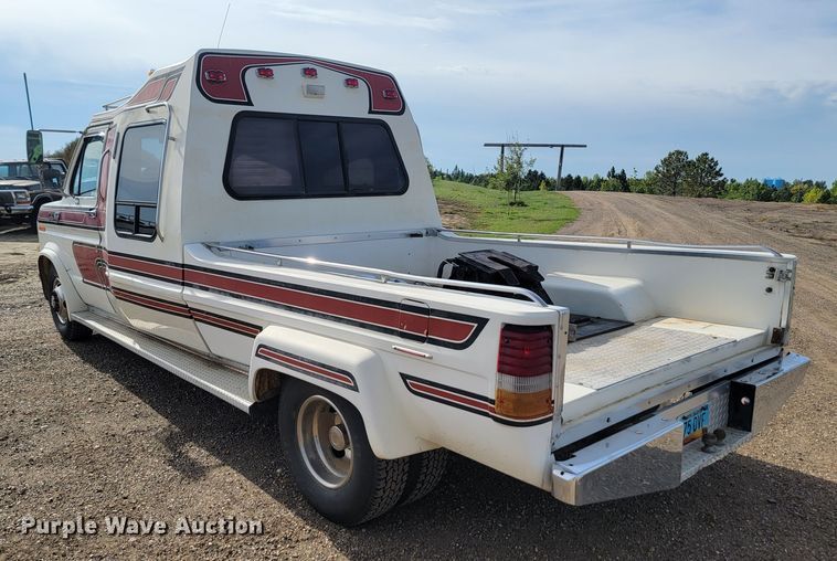 image for item KS9181 1989 Ford E350 Cabriolet  van