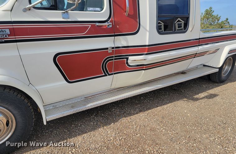 image for item KS9181 1989 Ford E350 Cabriolet  van