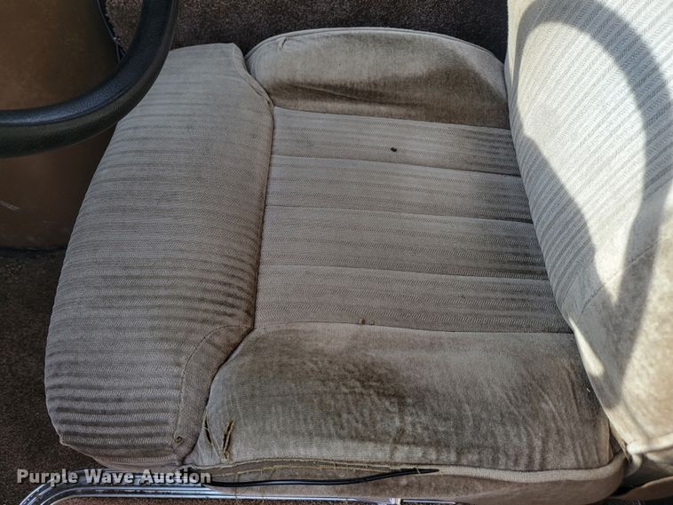 image for item KS9181 1989 Ford E350 Cabriolet  van