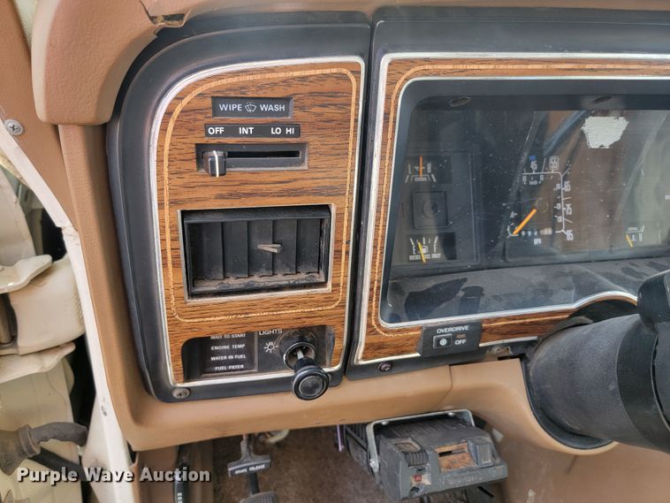 image for item KS9181 1989 Ford E350 Cabriolet  van