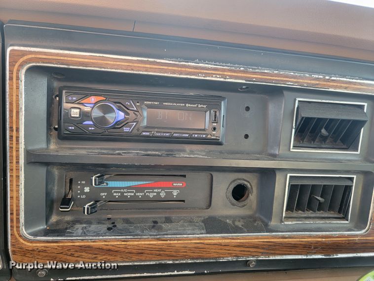 image for item KS9181 1989 Ford E350 Cabriolet  van