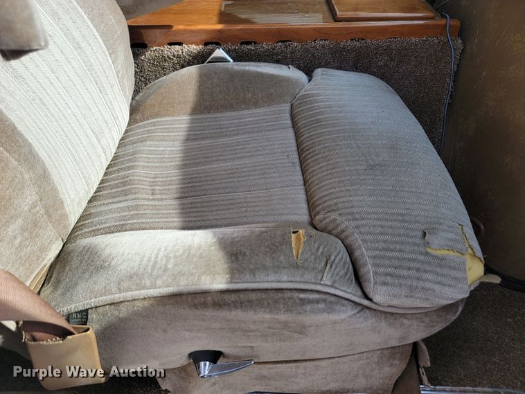 image for item KS9181 1989 Ford E350 Cabriolet  van