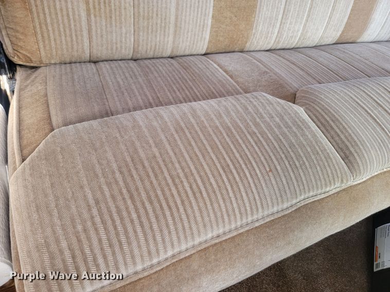 image for item KS9181 1989 Ford E350 Cabriolet  van