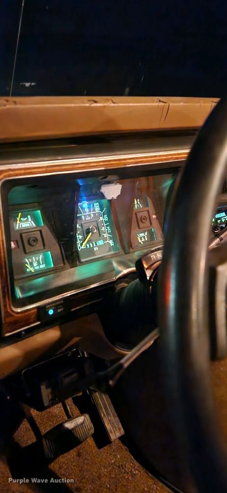 image for item KS9181 1989 Ford E350 Cabriolet  van