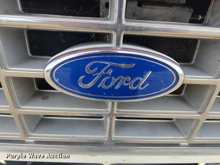 image for item KS9181 1989 Ford E350 Cabriolet  van