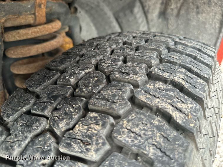 image for item KT9341 2006 Ford F250 Super Duty  utility bed pickup truck