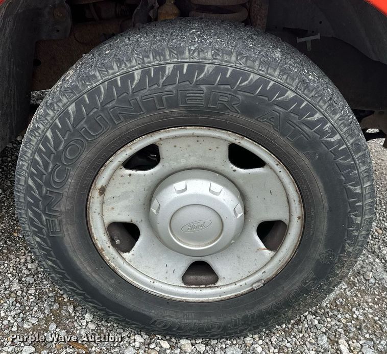 image for item KT9341 2006 Ford F250 Super Duty  utility bed pickup truck