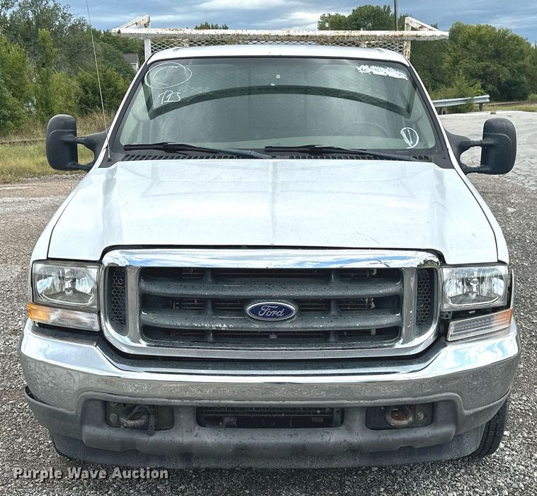 image for item KT9342 2004 Ford F250 Super Duty  utility bed pickup truck