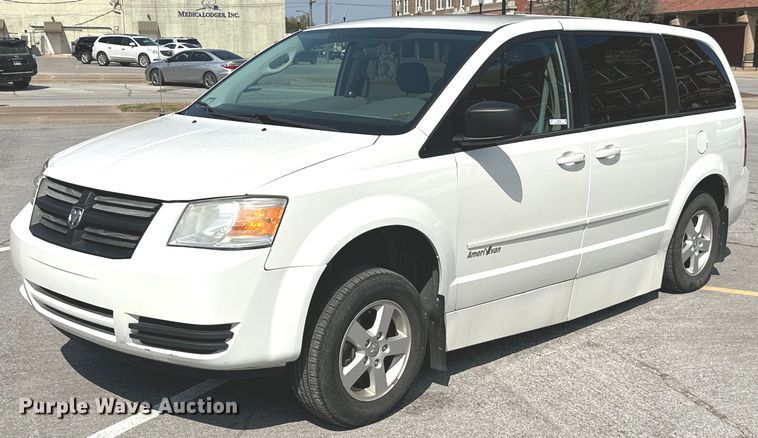 image for item KT9349 2010 Dodge Grand Caravan  handicap accessible van
