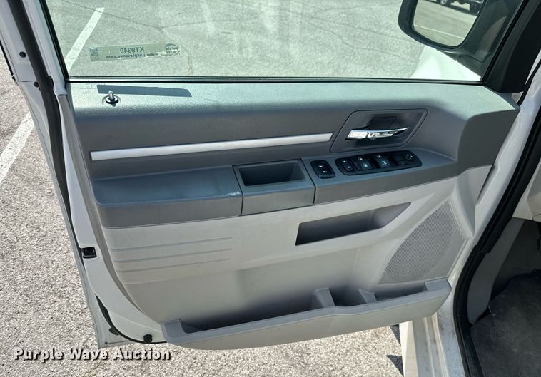 image for item KT9349 2010 Dodge Grand Caravan  handicap accessible van