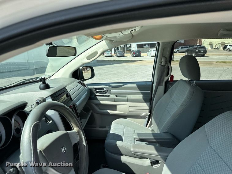 image for item KT9349 2010 Dodge Grand Caravan  handicap accessible van