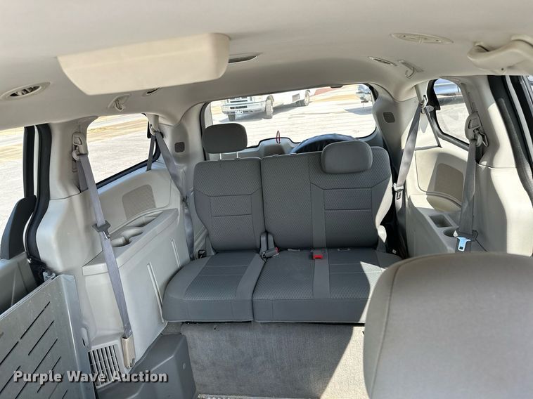 image for item KT9349 2010 Dodge Grand Caravan  handicap accessible van