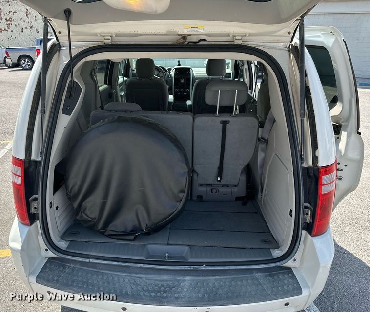 image for item KT9349 2010 Dodge Grand Caravan  handicap accessible van