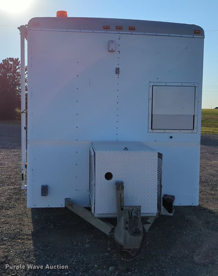 image for item KW9048 2002 Wells Cargo  fiber optic trailer