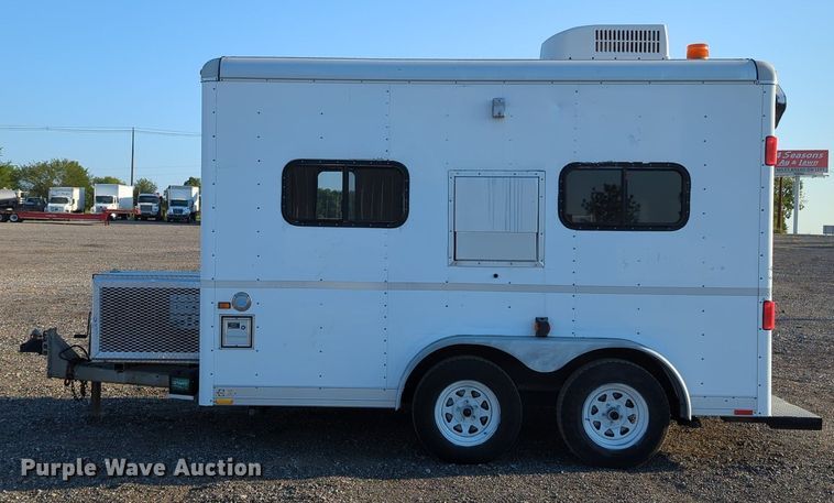 image for item KW9048 2002 Wells Cargo  fiber optic trailer