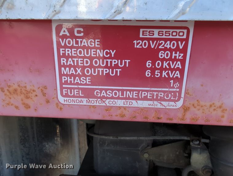 image for item KW9048 2002 Wells Cargo  fiber optic trailer