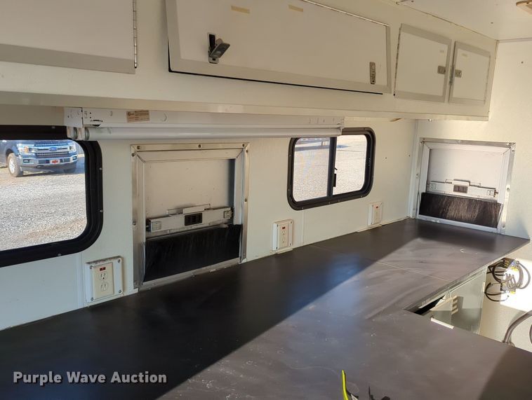 image for item KW9048 2002 Wells Cargo  fiber optic trailer