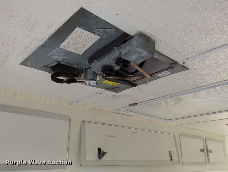 image for item KW9048 2002 Wells Cargo  fiber optic trailer