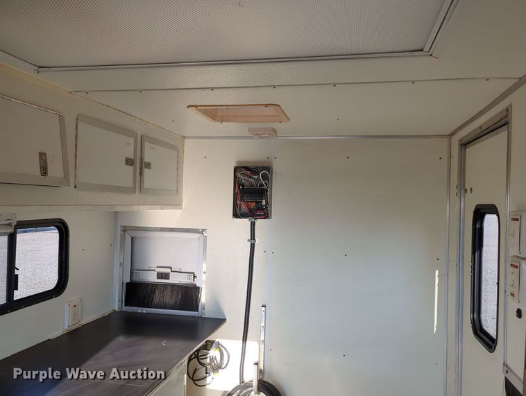 image for item KW9048 2002 Wells Cargo  fiber optic trailer