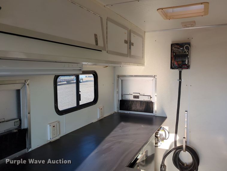 image for item KW9048 2002 Wells Cargo  fiber optic trailer