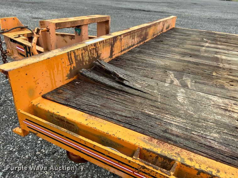 image for item KW9174 1999 Hudson Brothers  equipment trailer