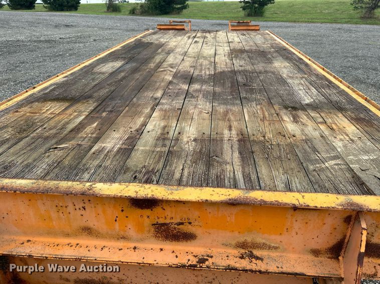 image for item KW9174 1999 Hudson Brothers  equipment trailer