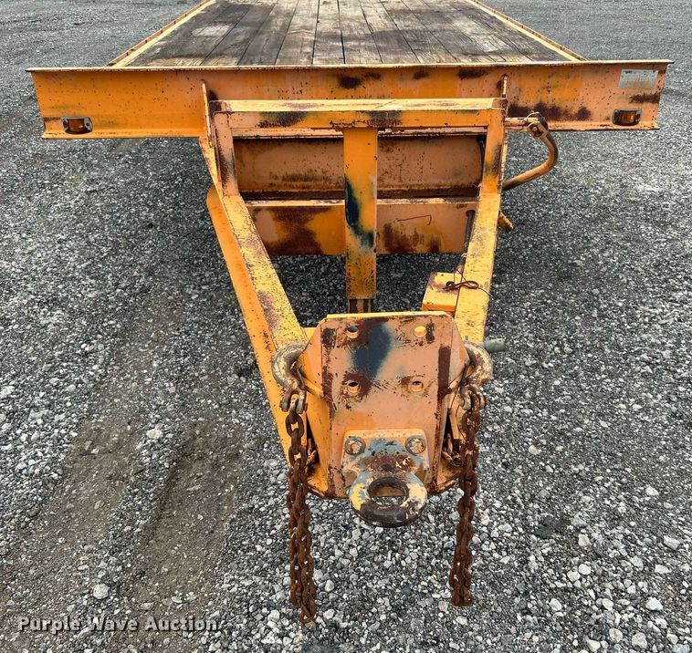 image for item KW9174 1999 Hudson Brothers  equipment trailer