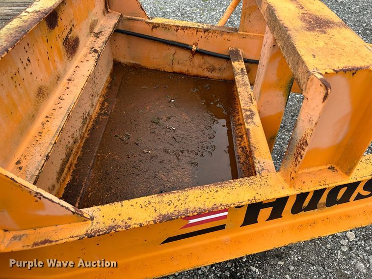 image for item KW9174 1999 Hudson Brothers  equipment trailer